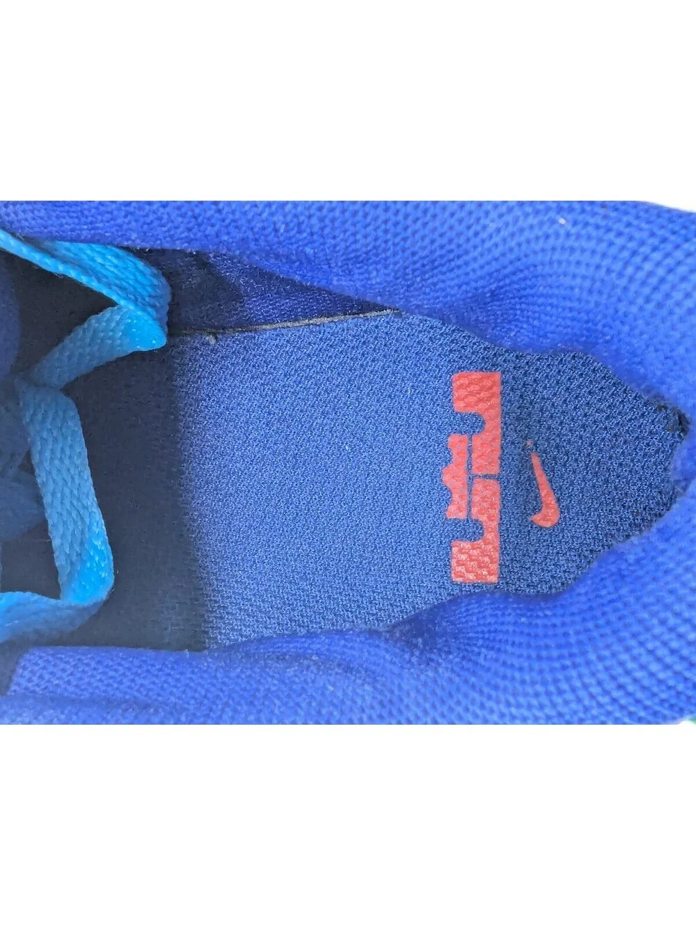 Nike LeBron Witness 7 Kaleidoscope Blue Kids Size 6Y /Womens 7.5 Shoe DQ8650-400